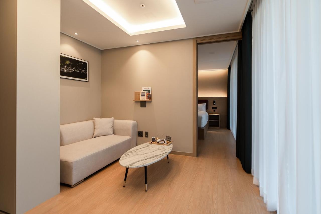 D Ov Haeundae Hotel Pusan Zewnętrze zdjęcie