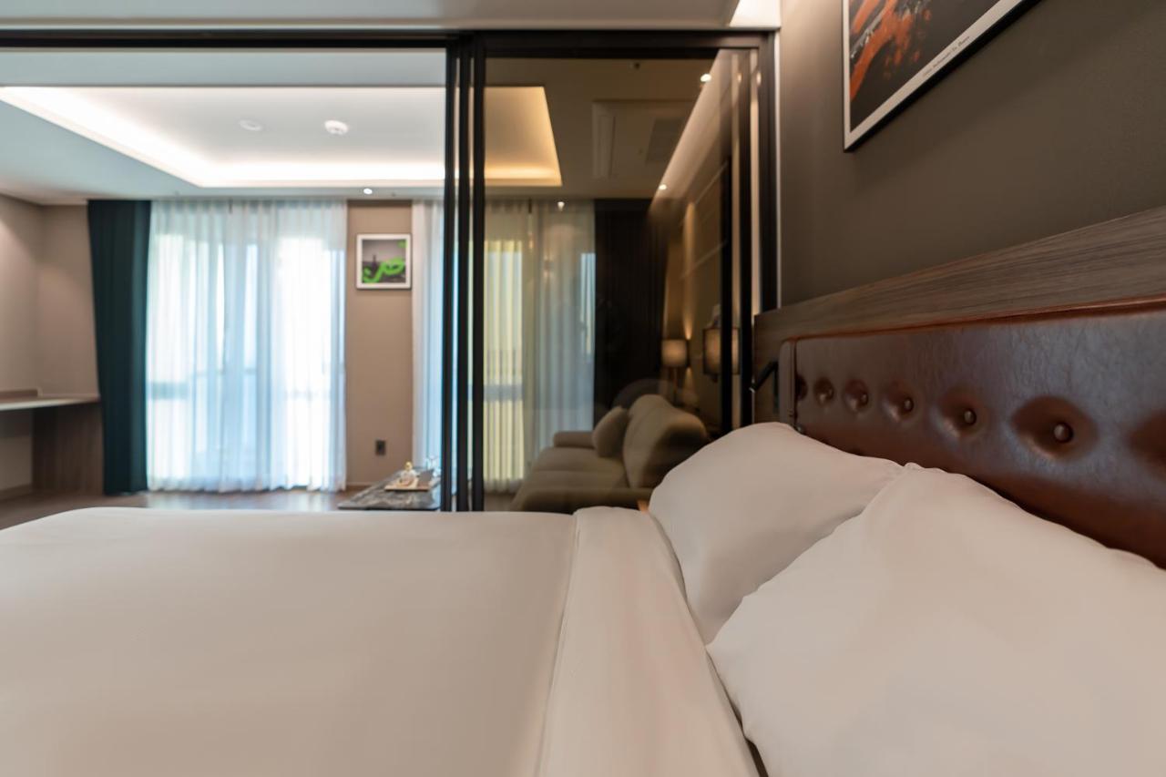 D Ov Haeundae Hotel Pusan Zewnętrze zdjęcie